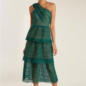 Self Portrait • FLAWLESS Lace Guipure Midi one Shoulder Emerald green Dress